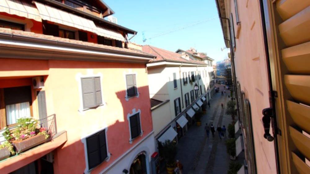 Le vie del centro di Varese, dalle nostre finestre.